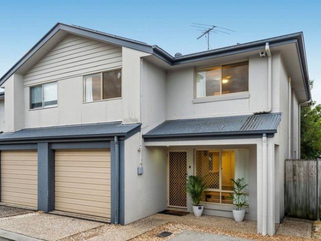 Townhouse for sale in Toombul, Queensland