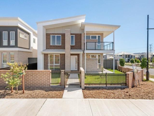 Cottage for sale in Sydney, New South Wales