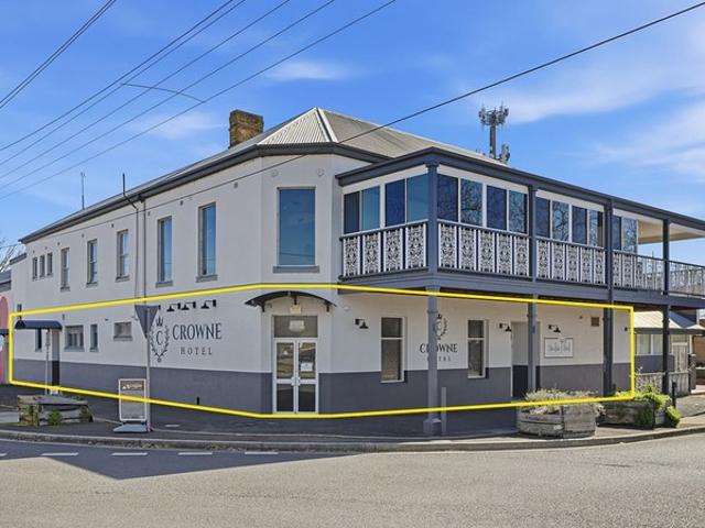 Townhouse for rent in Warrendine, Orange