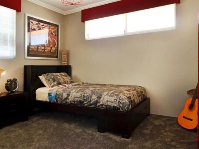 House for sale in Cloverdale, Western Australia