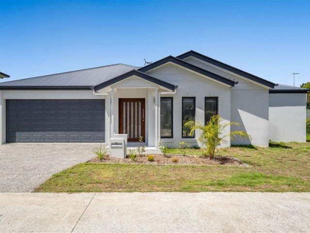Cottage for sale in Toombul, Queensland