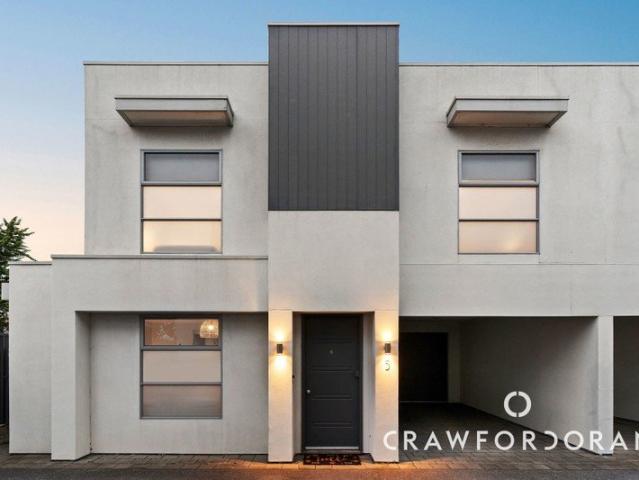 Townhouse for sale in Horseshoe Creek, South Australia