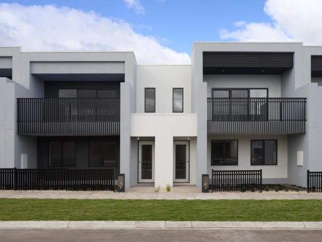 Townhouse for sale in Werribee