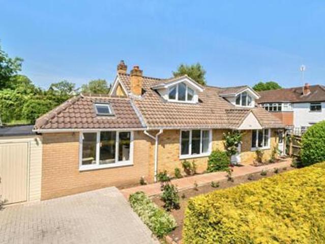 House for sale in Mayford, Woking