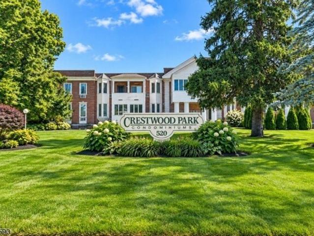 Condo for sale in Pompton Plains, Pequannock Township