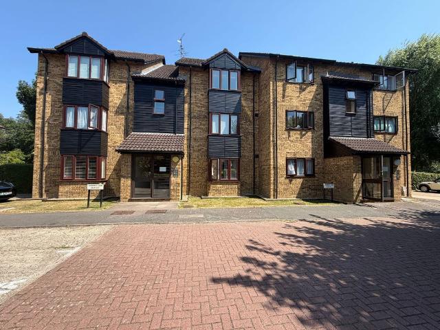 Studio for rent in Cowley, Greater London