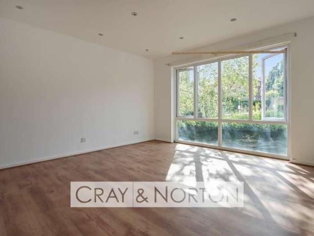 House for rent in London Borough of Croydon, Addiscombe