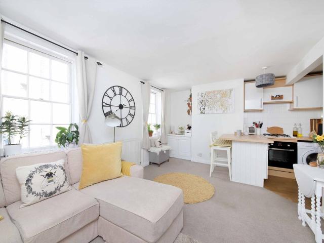 Apartment for rent in East Greenwich, Greater London