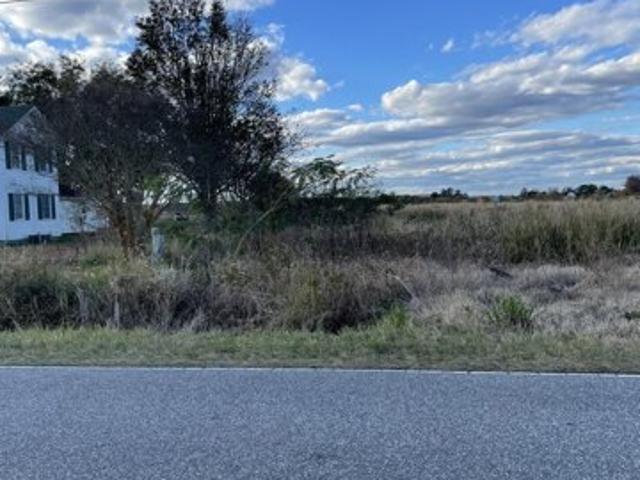 Land for sale in Elizabeth City