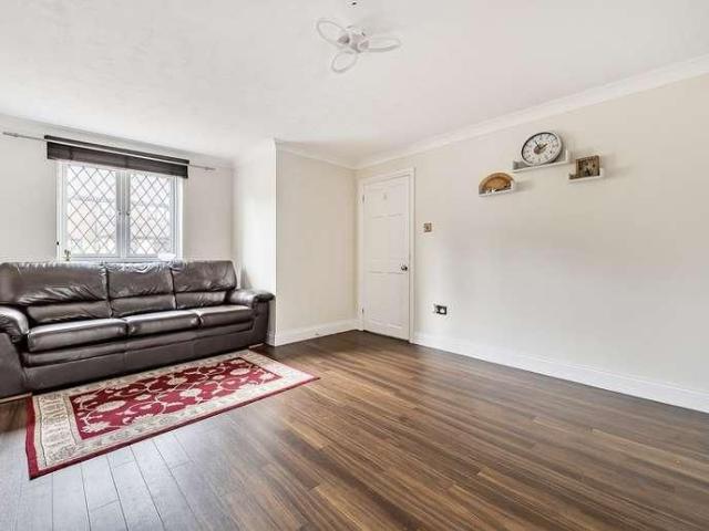 House for rent in Sindlesham, Winnersh