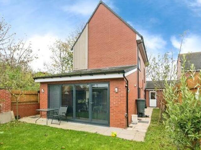 House for sale in Bloxwich, West Midlands