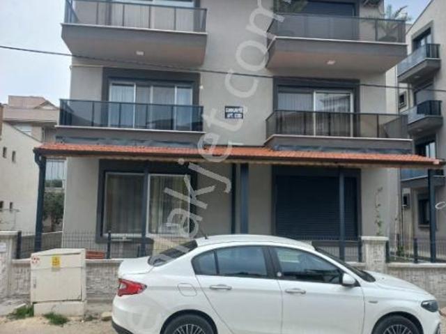 Dikili, İzmir içerisinde kiralık mülk