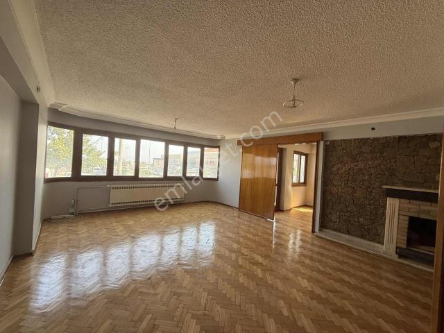 Korutürk Mahallesi, Balçova içerisinde kiralık mülk