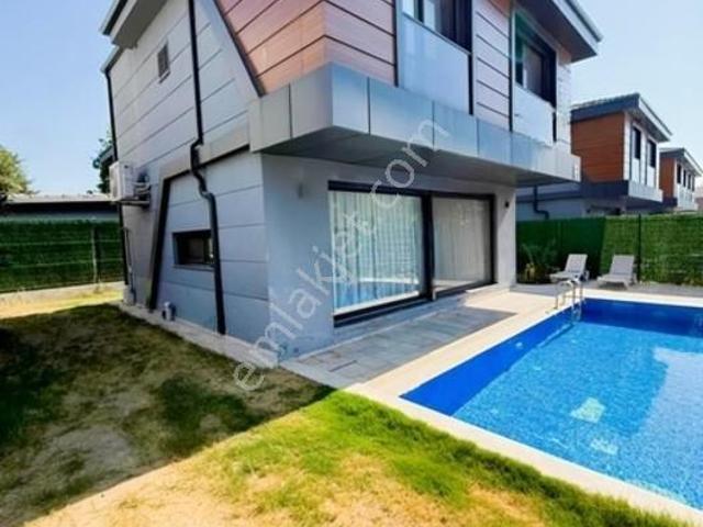 Atatürk Mahallesi, Urla içerisinde satılık Villa