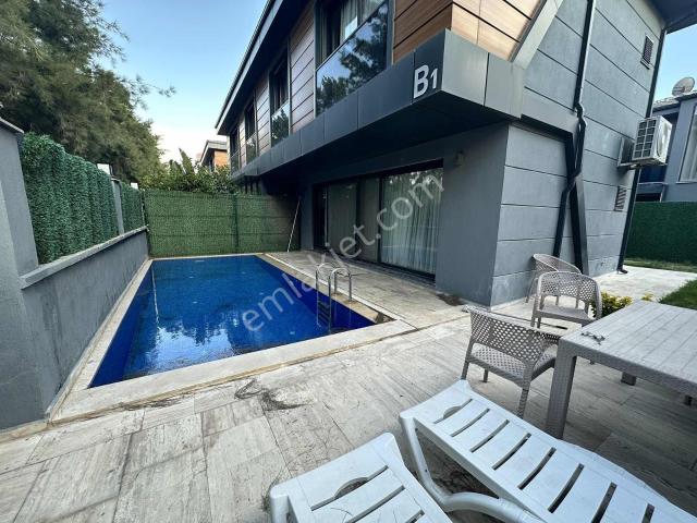 Urla, İzmir içerisinde satılık Villa
