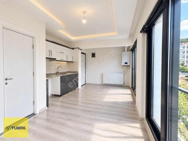 Çetin Emeç Mahallesi, Balçova içerisinde kiralık mülk