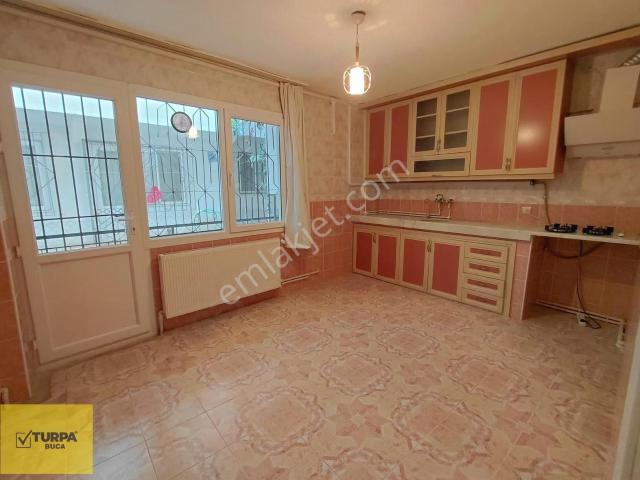 Buca, İzmir içerisinde kiralık mülk