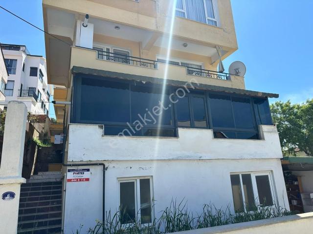 Dikili, İzmir içerisinde kiralık mülk