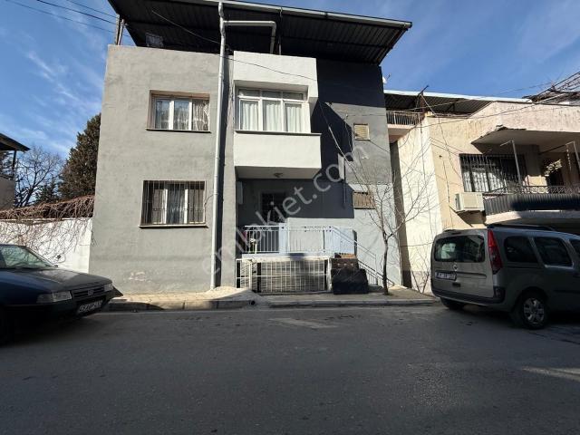 Karabağlar, İzmir içerisinde satılık Bina