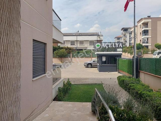 Barbaros Mahallesi, Menderes içerisinde kiralık mülk
