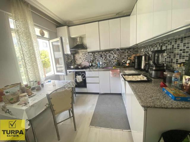 Karabağlar, İzmir içerisinde satılık mülk