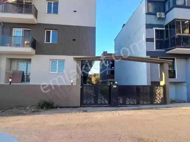 Çiğli, İzmir içerisinde kiralık mülk