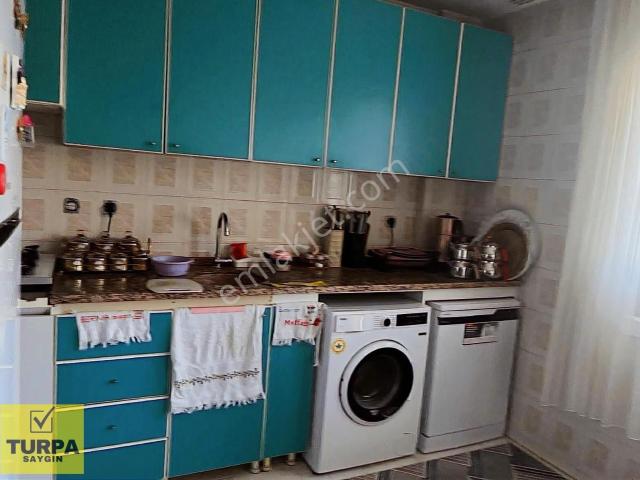 Karabağlar, İzmir içerisinde satılık mülk