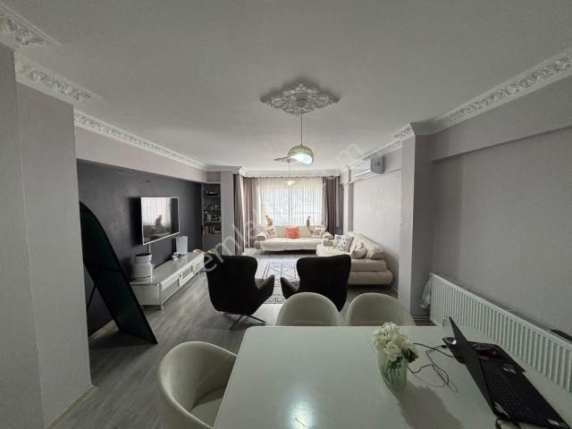Yeşilyurt, Karabağlar içerisinde satılık mülk