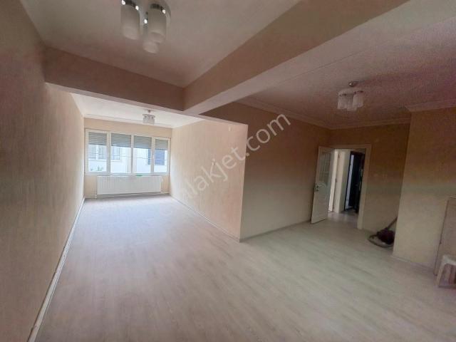 Hürriyet Mahallesi, Gaziemir içerisinde kiralık mülk