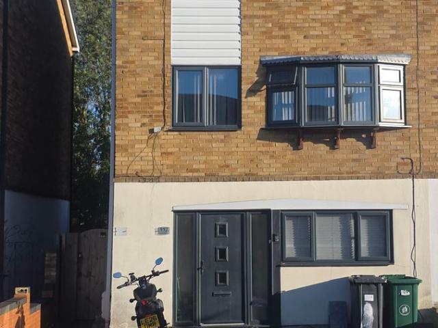 Studio for rent in London Borough of Havering, Greater London