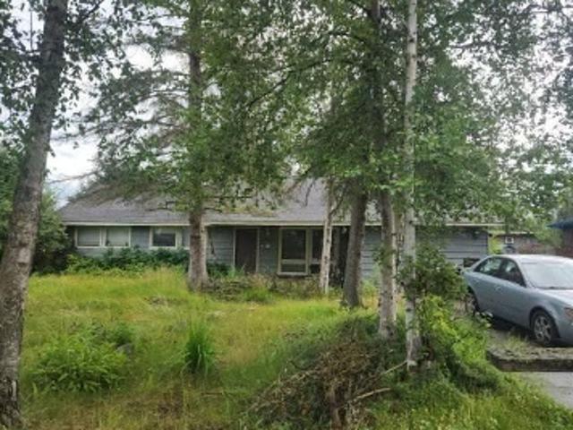 House for sale in Alaska