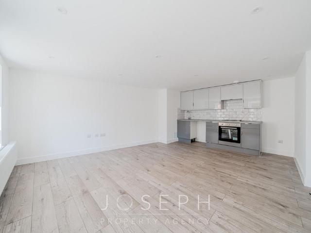 Apartment for rent in Key Street, Suffolk