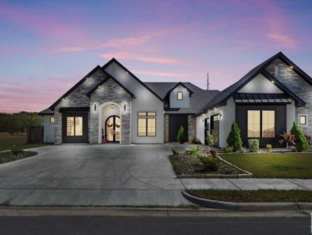 House for sale in Cameron, Texas