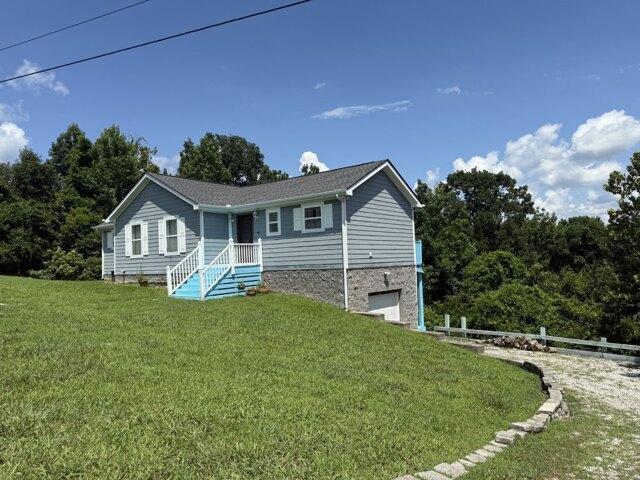 House for sale in Waverly