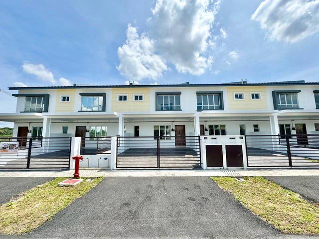 Terraced House for sale in Bandar Baru Salak Tinggi, Sepang