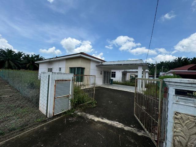 Bungalow for sale in Mentakab, Pahang