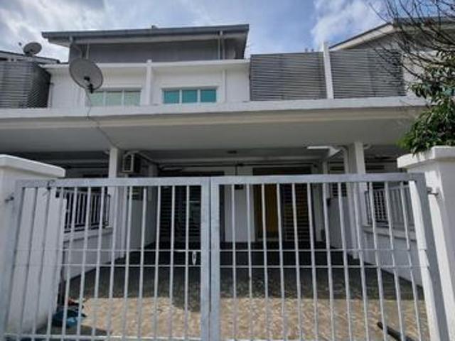 Terraced House for sale in Tanjong Sepat, Selangor