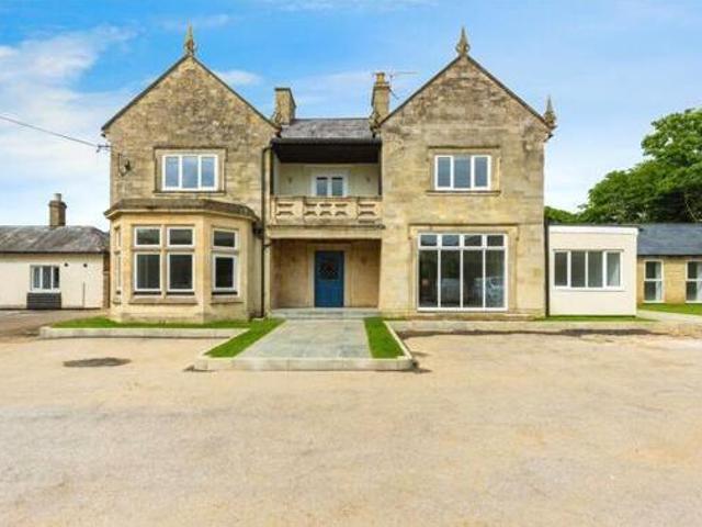 House for sale in Bedford