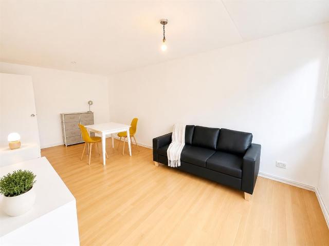 House for rent in St. John's Wood, Greater London