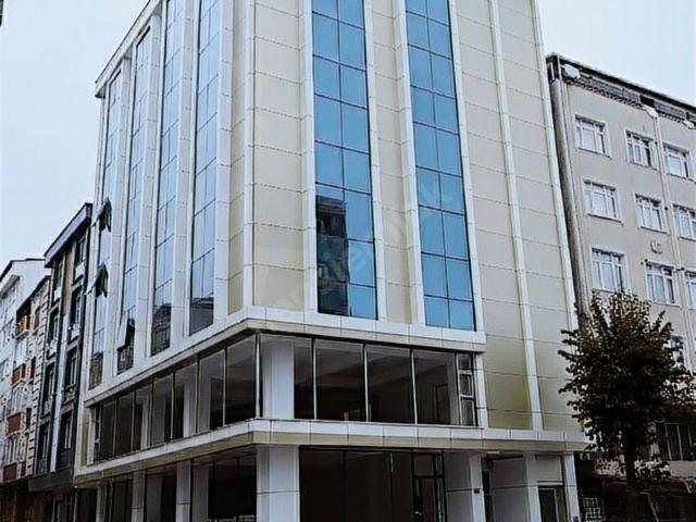 Sultangazi, İstanbul içerisinde satılık Plaza
