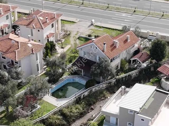 Edremit, Balikesir içerisinde satılık Villa