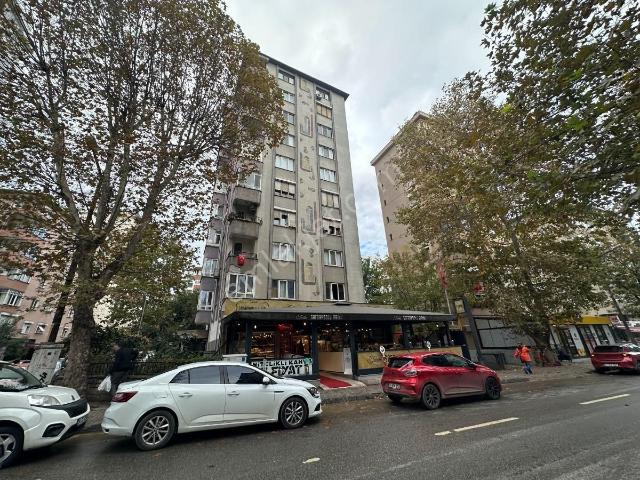 Merdivenköy Mahallesi, Kadiköy içerisinde kiralık mülk