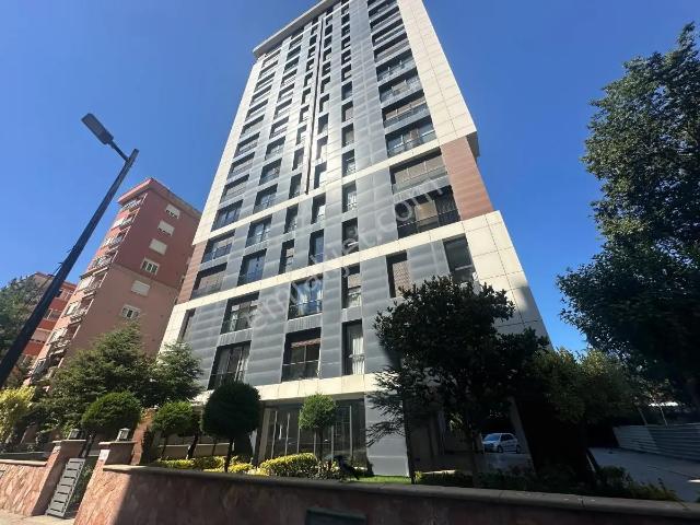 Kadiköy, İstanbul içerisinde kiralık mülk