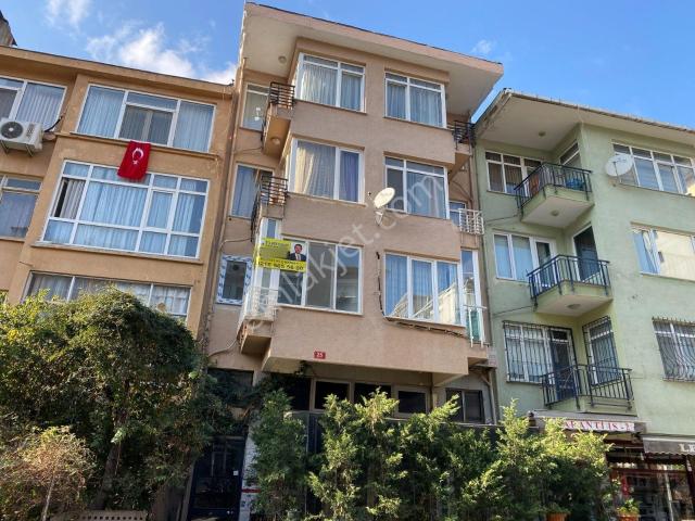 Şenesenevler, Kadıköy içerisinde satılık mülk