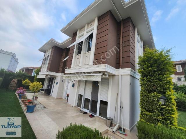 Yalova Merkez içerisinde satılık Villa Yalova Merkez içerisinde satılık Villa