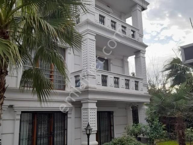 Darica içerisinde satılık Villa