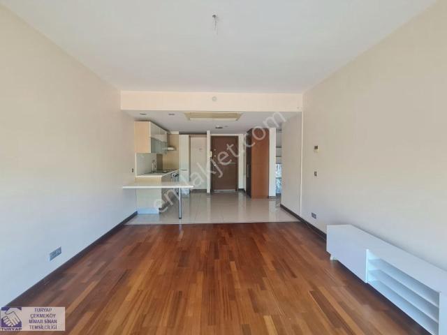 Ümraniye, İstanbul içerisinde kiralık mülk