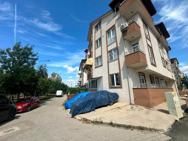 İstasyon Mahallesi, Kartepe içerisinde kiralık mülk