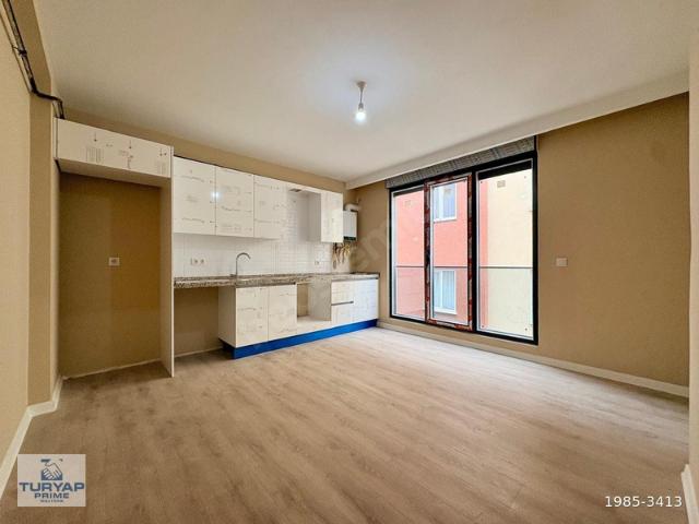 Küçükyalı, Maltepe içerisinde satılık mülk