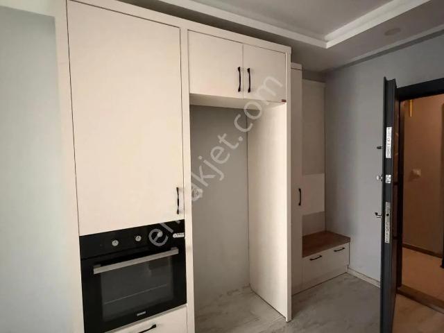 Yenişehir, Mersin içerisinde kiralık mülk
